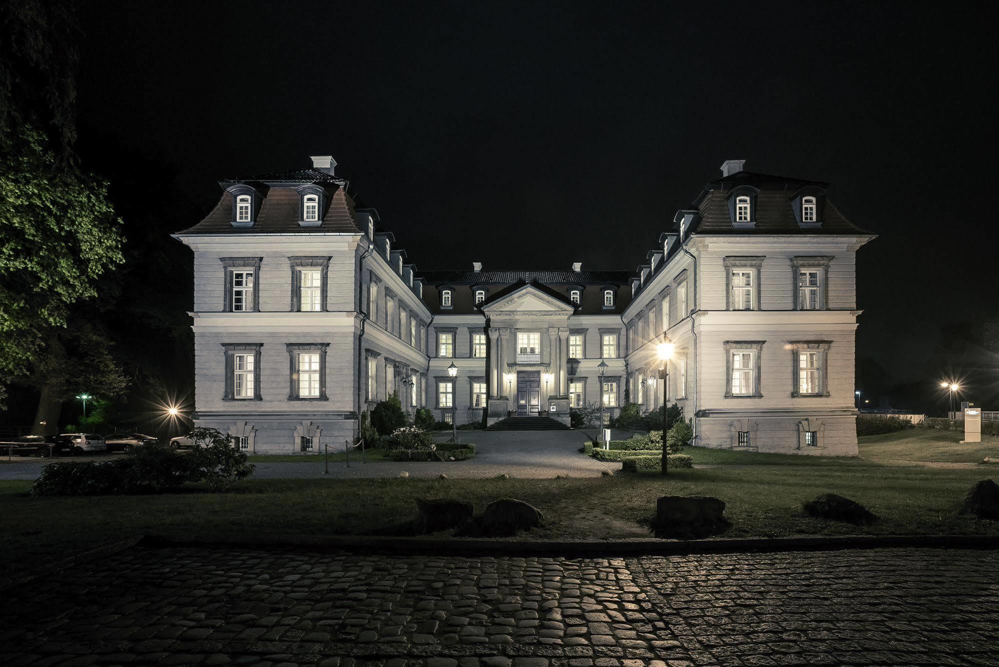 Hotel Schloss Neustadt-Glewe Exterior photo