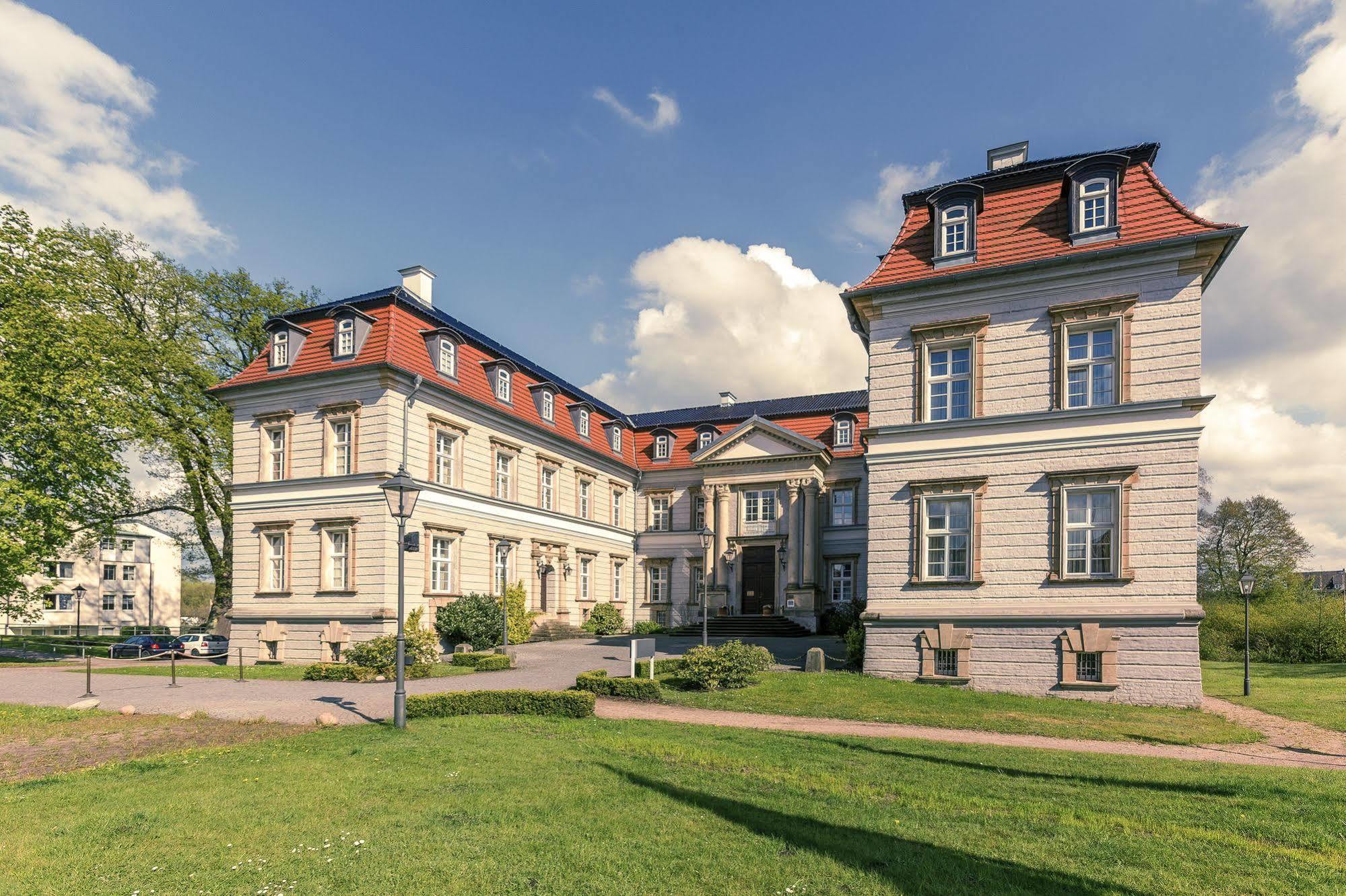 Hotel Schloss Neustadt-Glewe Exterior photo