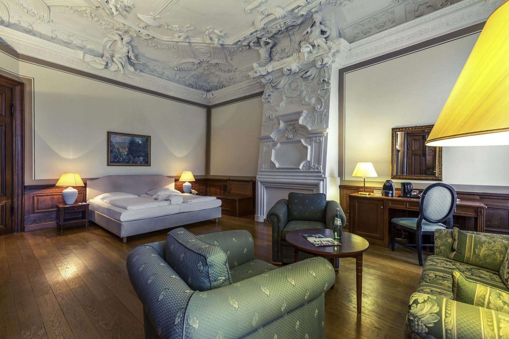 Hotel Schloss Neustadt-Glewe Exterior photo